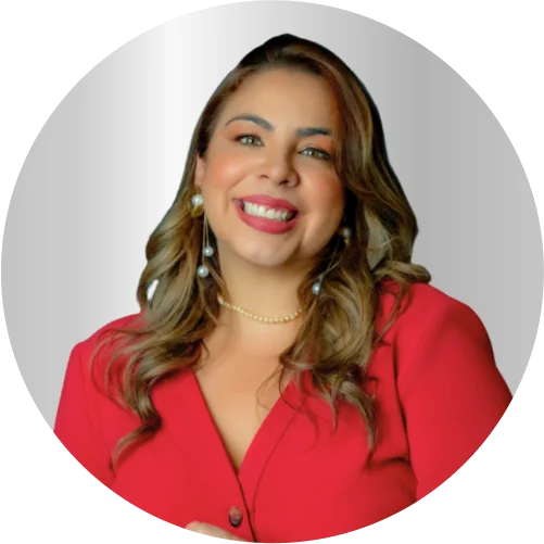 Sobre Carla Castello Branco